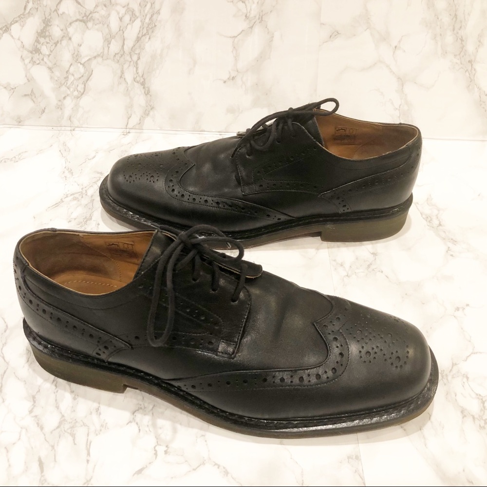 SOLD Dr. Martens men’s size 10 oxford BROGUE SHOES